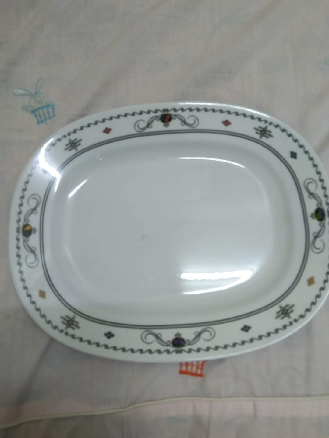 اطباق ميلامين وطقم حلل سيراميك