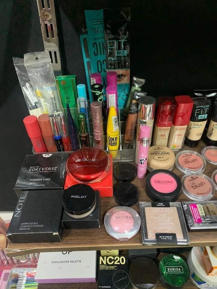 استور ممدوح حكيم